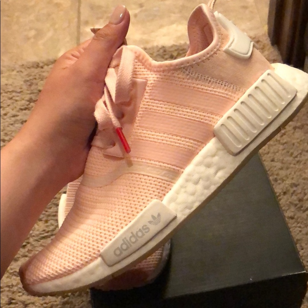 NMD R1 - Picture 2 of 3